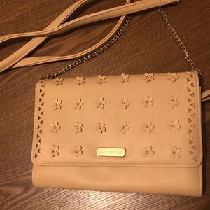 Adorable nude/pink purse with 3D flower detail